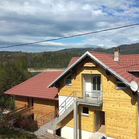 Jevtici Tara Lake Apartments מראה חיצוני תמונה